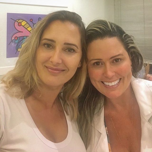 Ontem foi dia de estar com ela, a rainha do #microblading Rafaela da @asobrancelharia .Dessa vez para eu dar um ligeiro up e deixar a sobrancelha ainda mais em destaque.. a dobradinha botox e microbladind veio para ficar é difícil é não viciar nisso! #botox&microblading #sobrancelhaperfeita #olhardivo #micropigmentacao #botox #renewmed